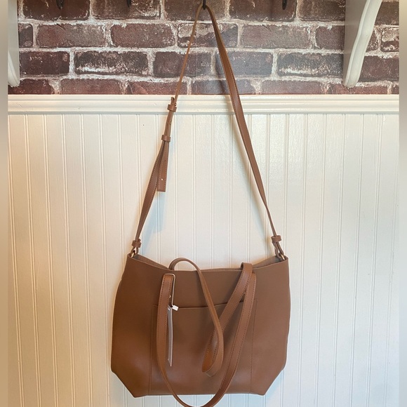 Henny & Lev Tote - Picture 3 of 5